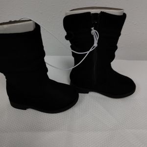 Child's place sz 5 boots